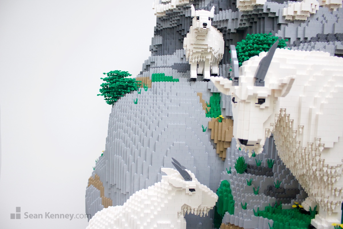 LEGO model - Mountain Goats