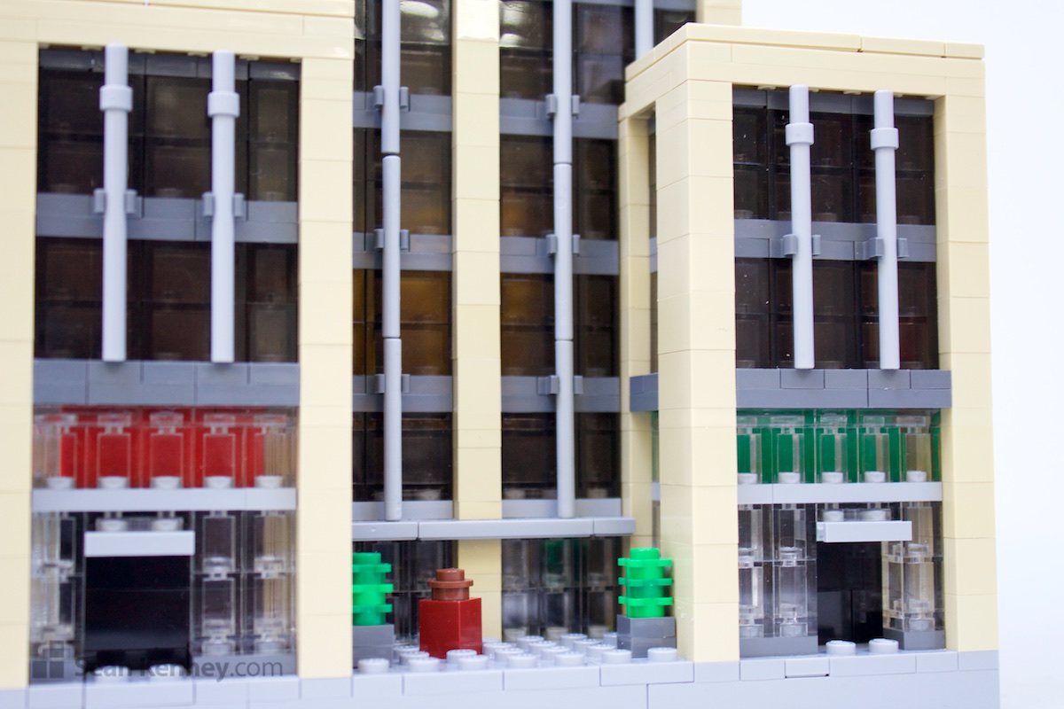 Sean Kenney's art with LEGO bricks - Tan office building