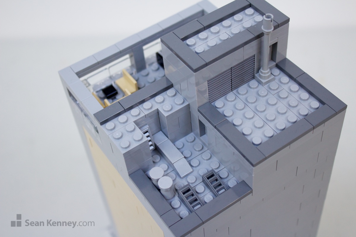 LEGO art - Downtown hotel