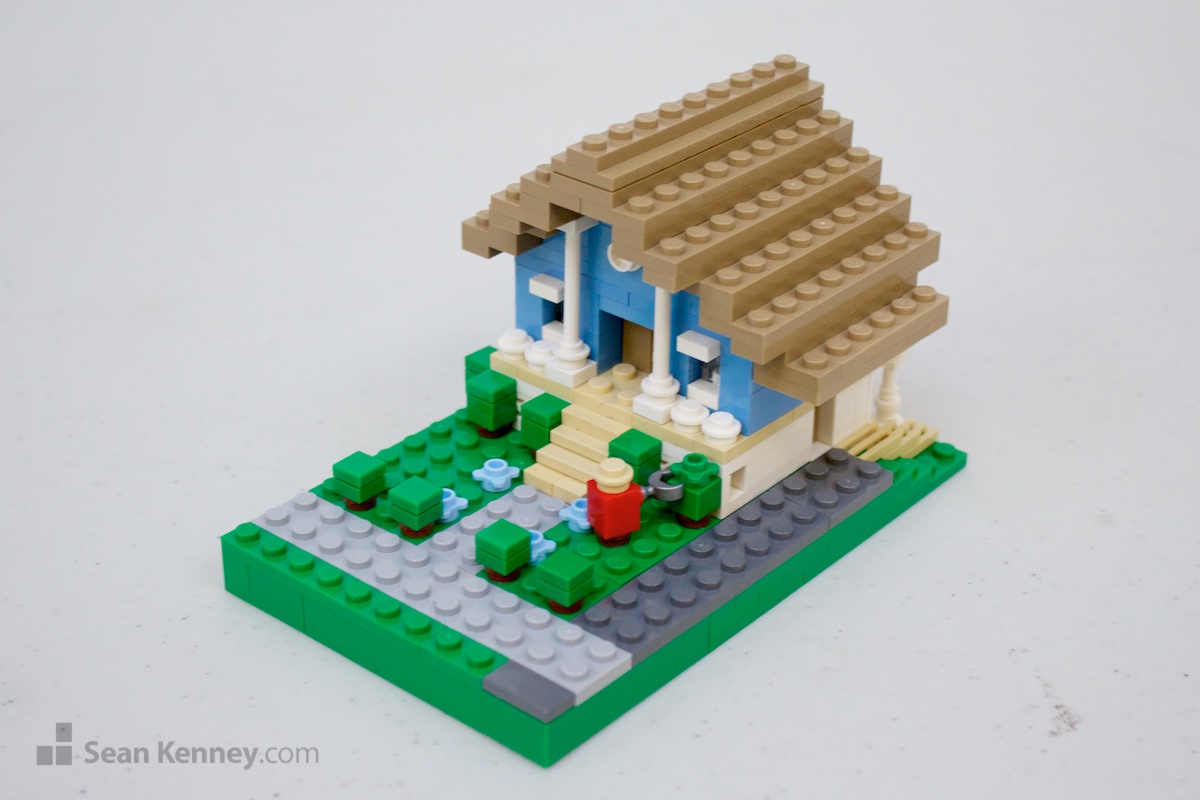 LEGO exhibit - Fancy waterfront homes