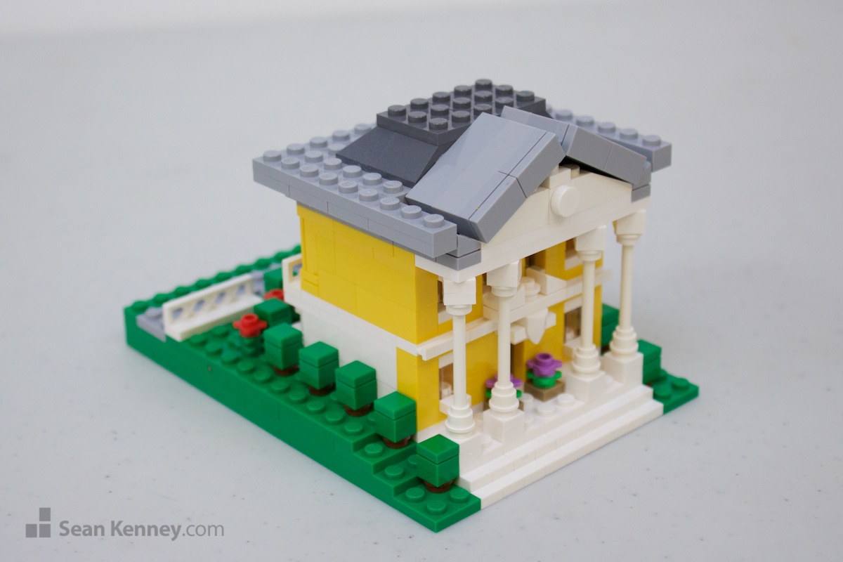 Famous LEGO builder - Fancy waterfront homes