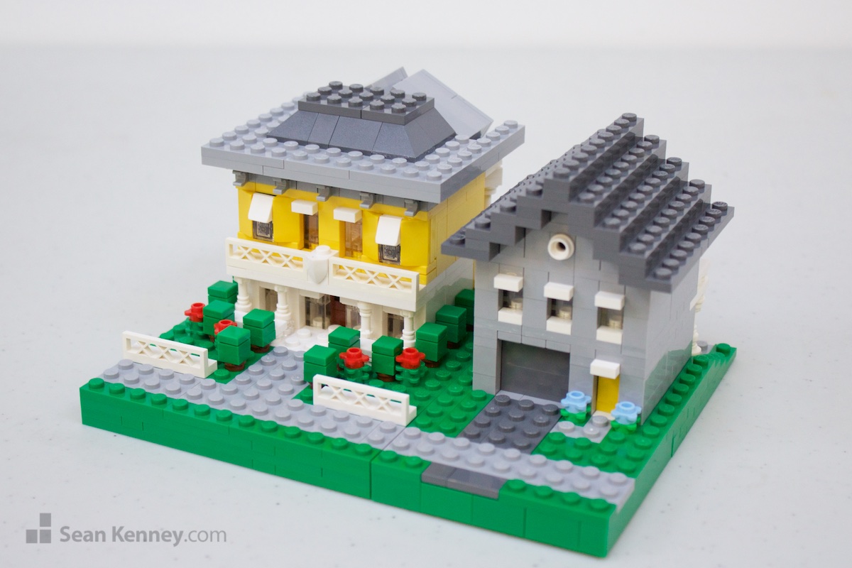 LEGO master builder - Fancy waterfront homes