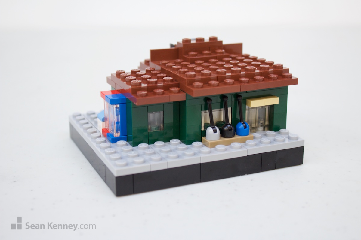 Famous LEGO builder - Waterfront restaurants