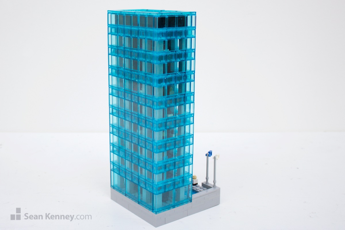 LEGO MASTER - Midtown city office block