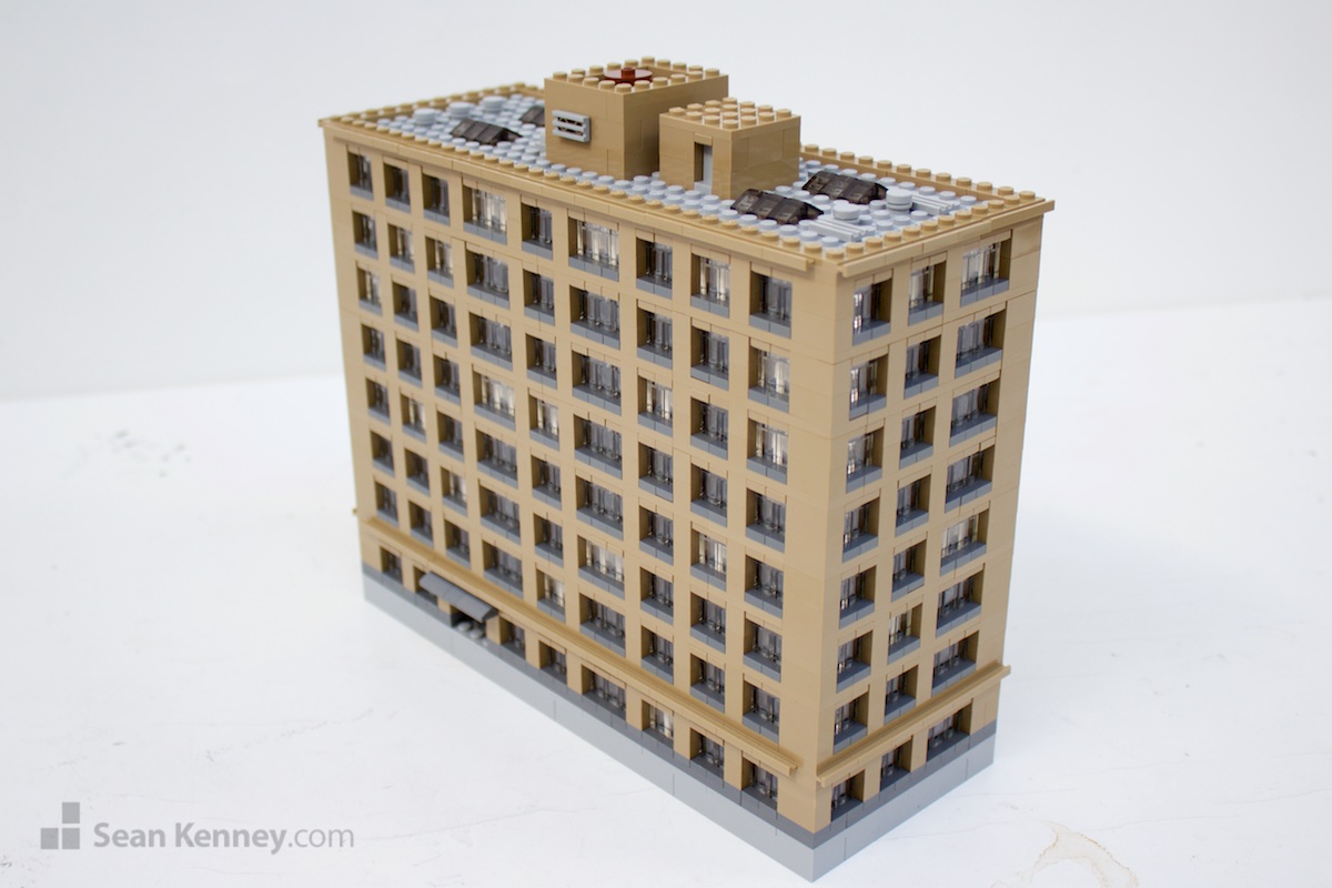 Art of LEGO bricks - Ugly apartment building