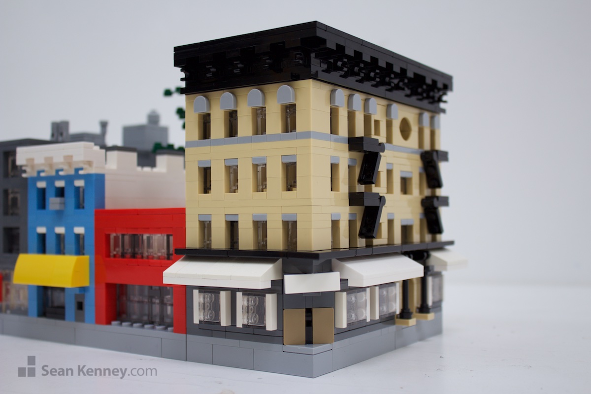 Famous LEGO builder - Not quite Building on Bond