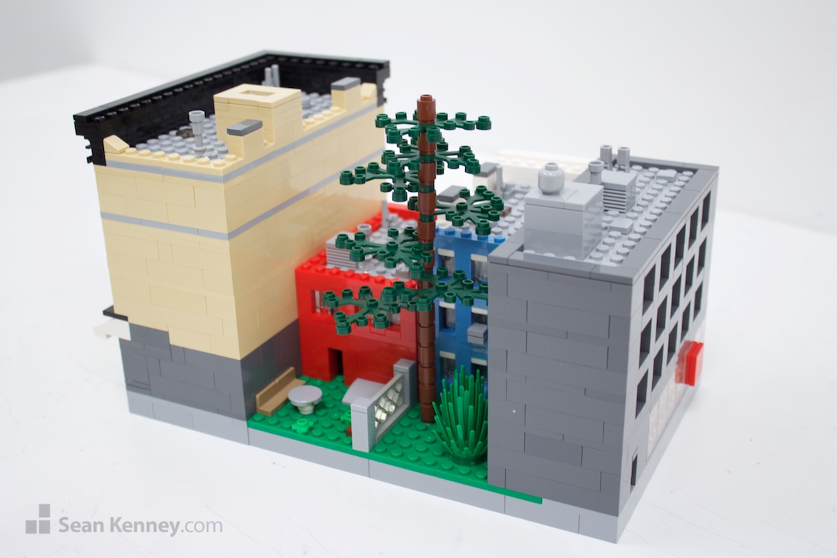 LEGOs exhibit - Not quite Building on Bond