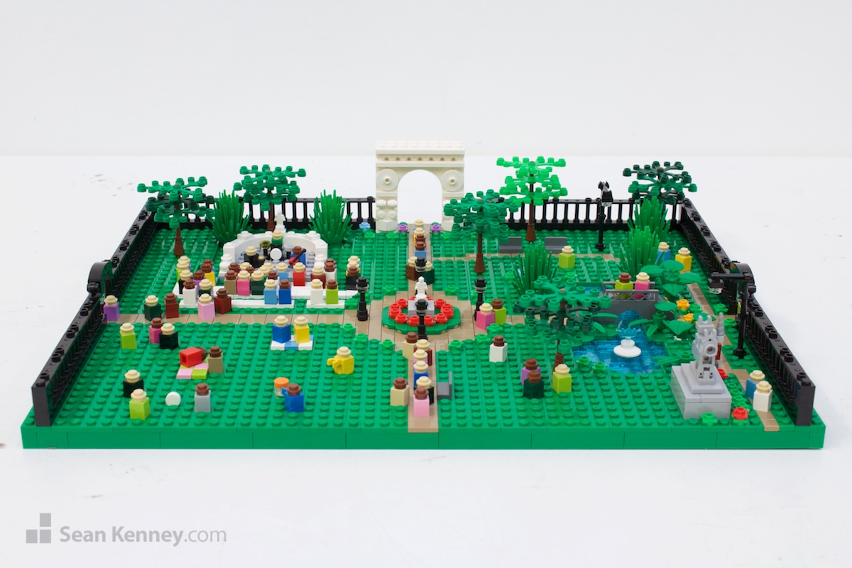 LEGOs exhibit - Small city park