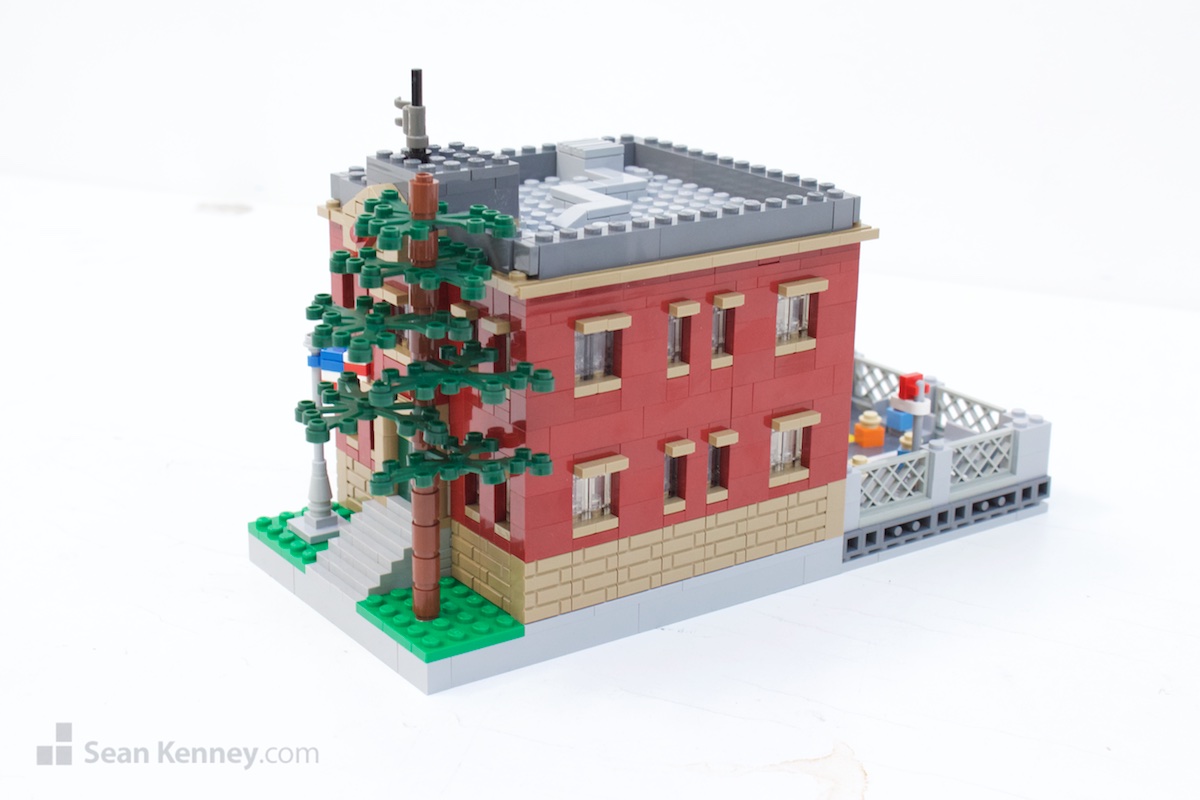 Famous LEGO builder - Small Brooklyn primary school