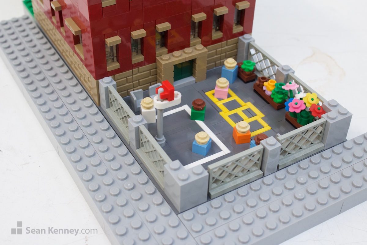 Art of the LEGO - Small Brooklyn primary school