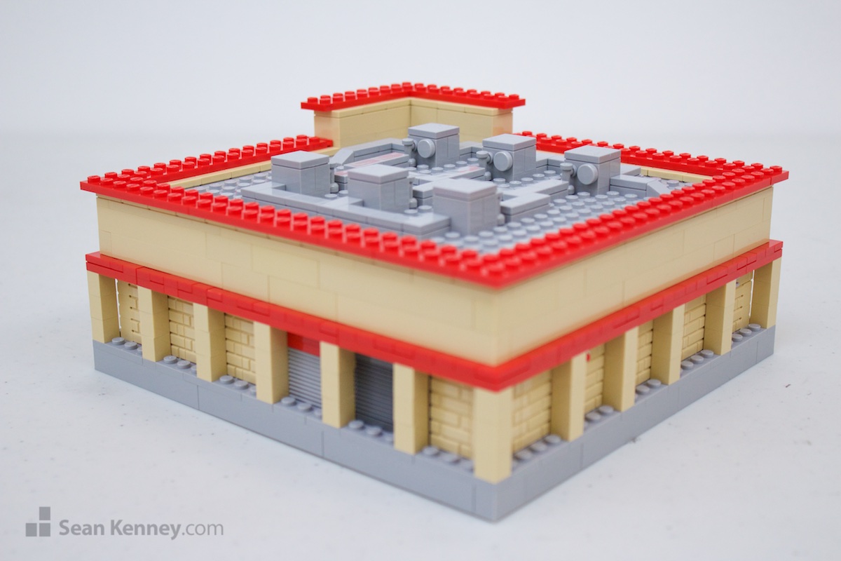 Art of LEGO bricks - Ugly big box retail store