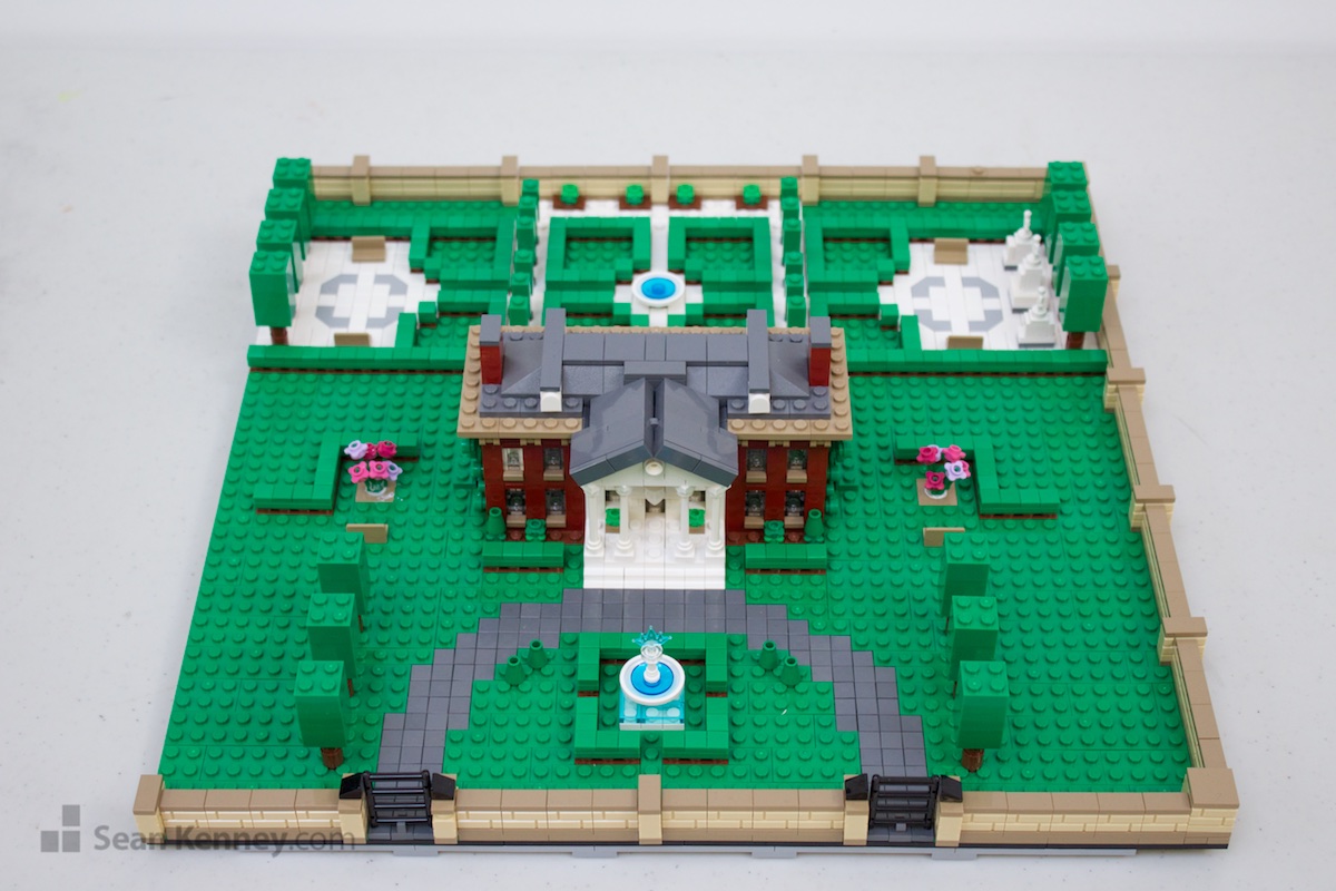 LEGO model - Ritchey Manor