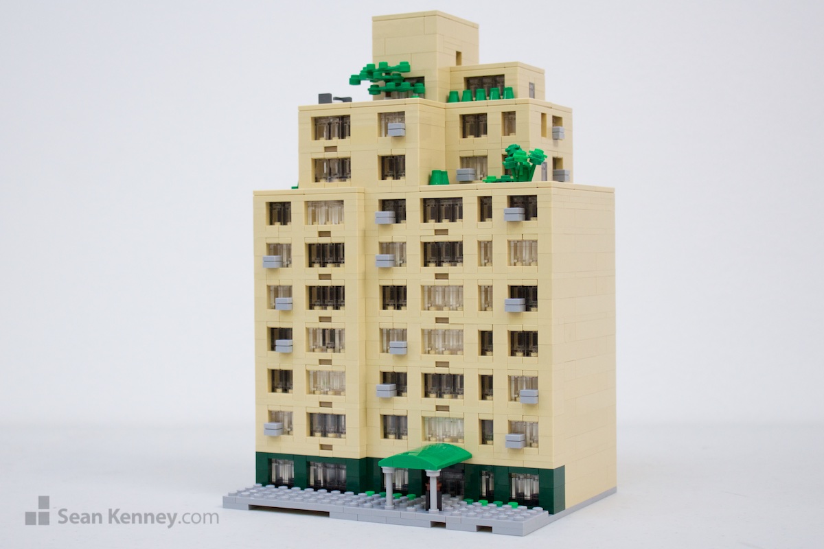 Amazing LEGO creation - Midtown co-op apartment buildings
