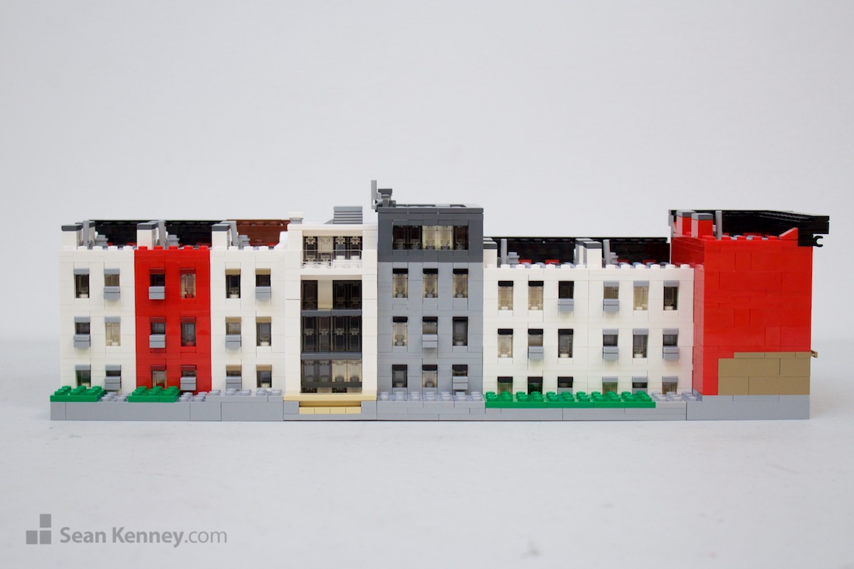 Sean Kenney's art with LEGO bricks - Brooklyn townhouses