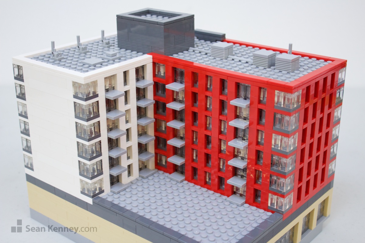 Art with LEGO bricks - Modern downtown apartments