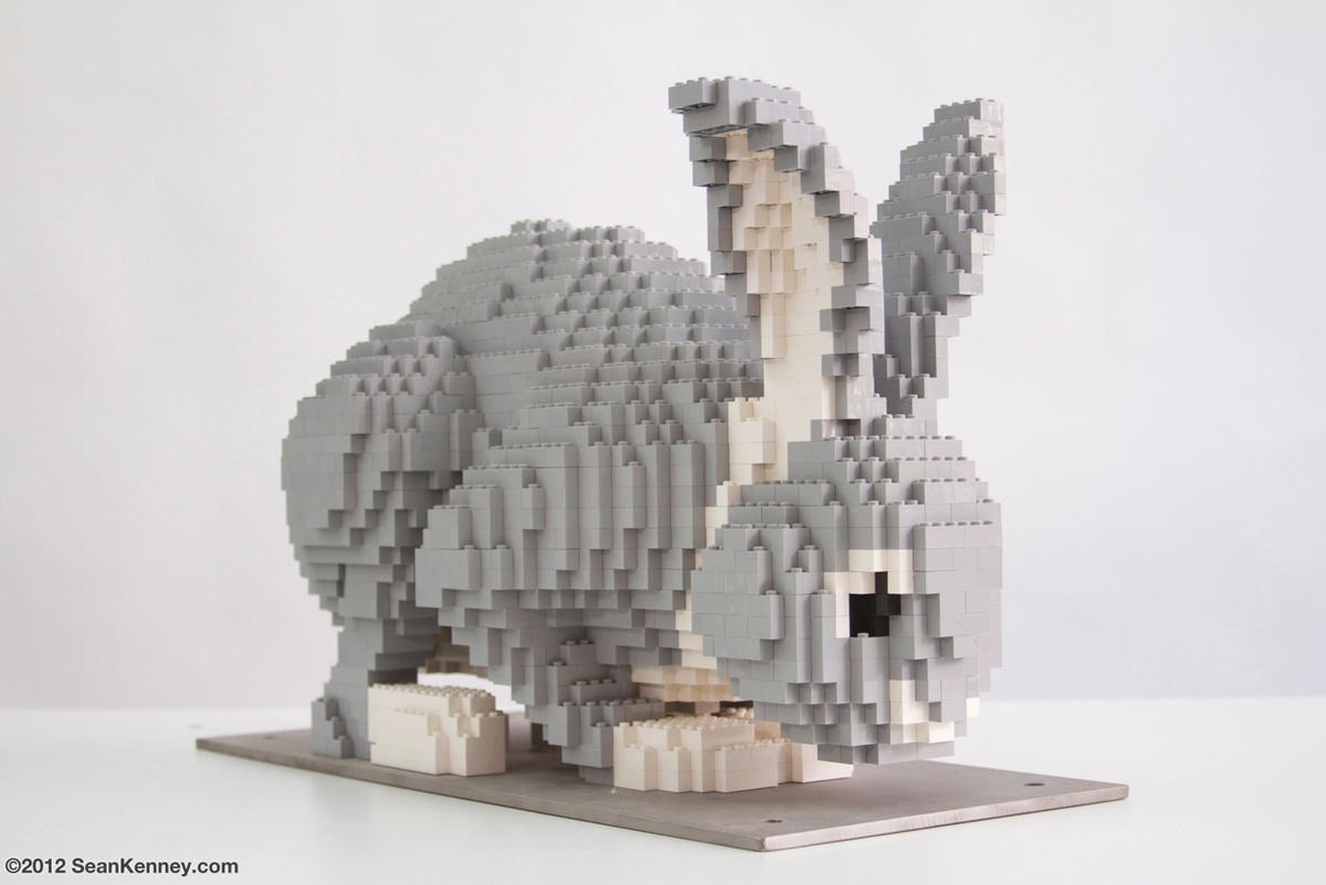 LEGO master builder - Fox chasing a rabbit