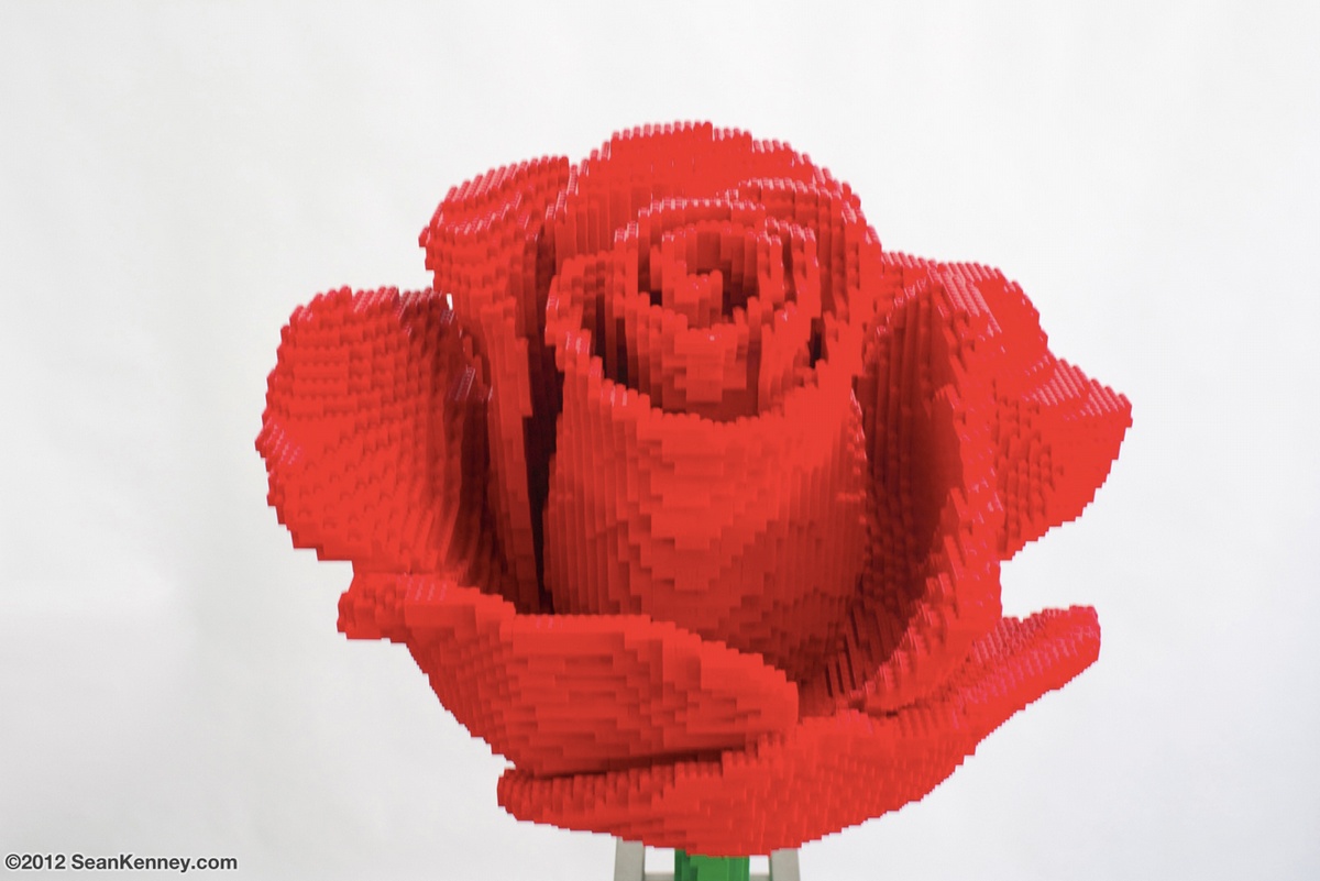 Sean Kenney's art with LEGO bricks - Rose