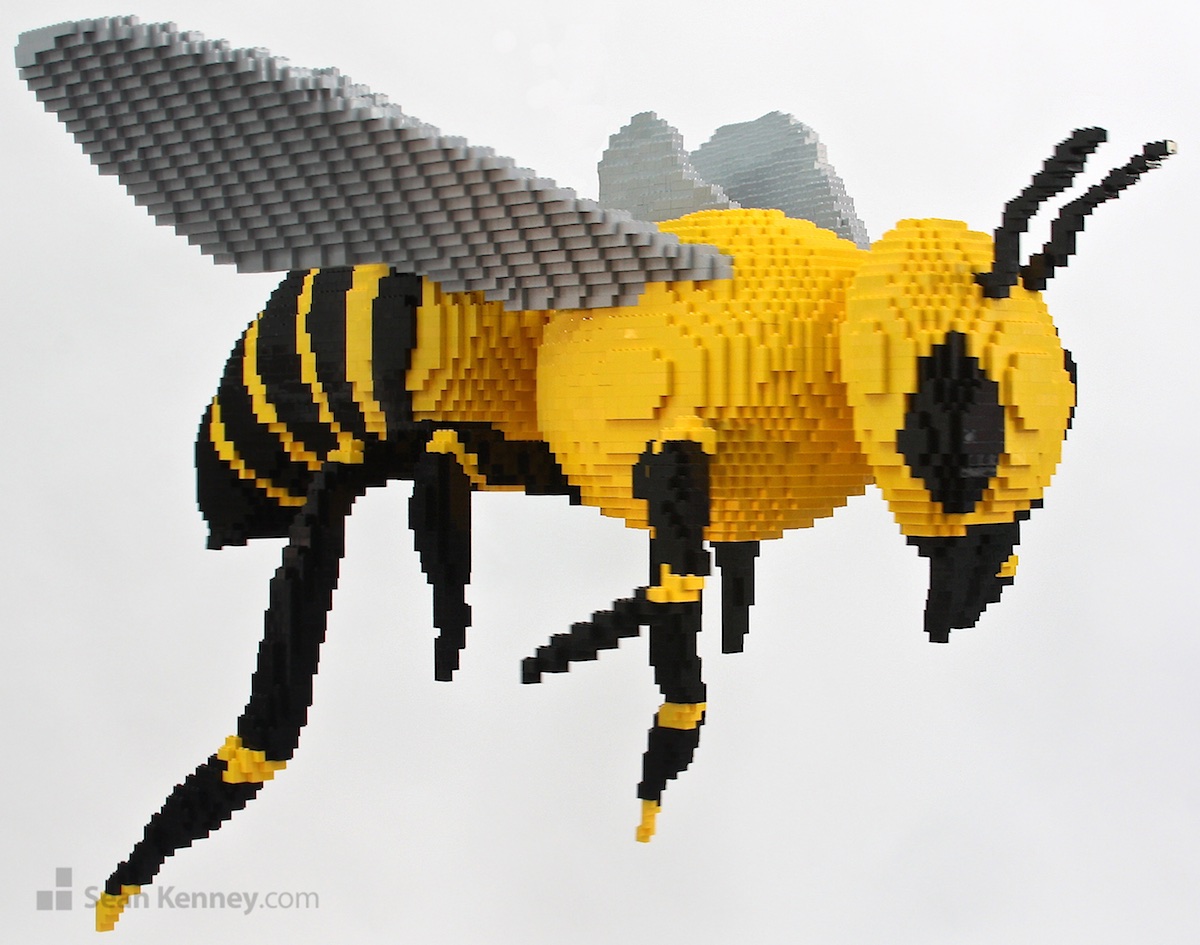 Art of the LEGO - Bee