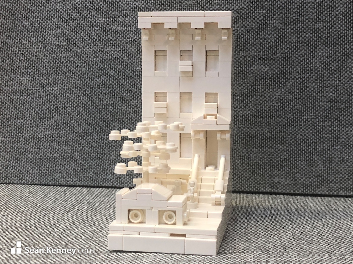 Best LEGO model - Monochromatic study – Brooklyn Brownstone (white)