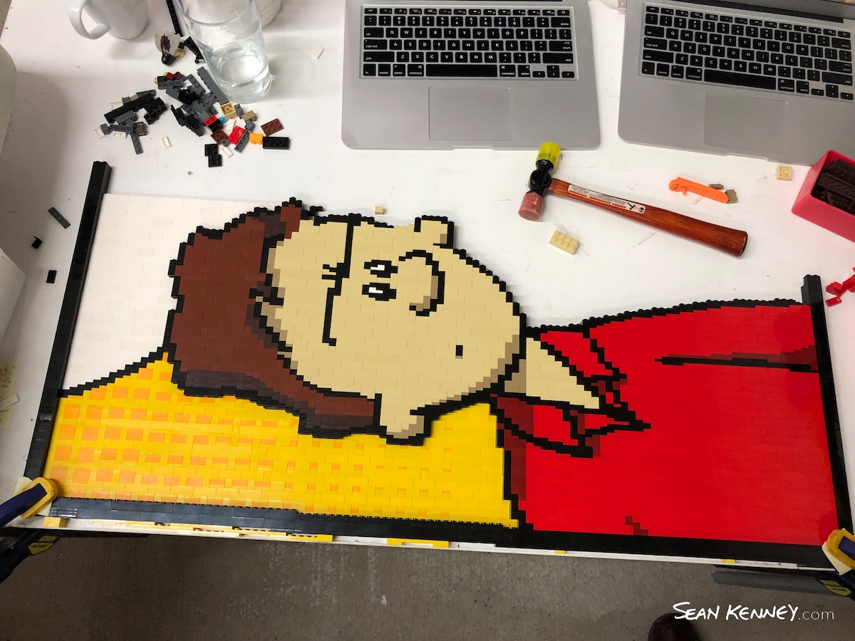 Sean Kenney's art with LEGO bricks - A frustrating conversation