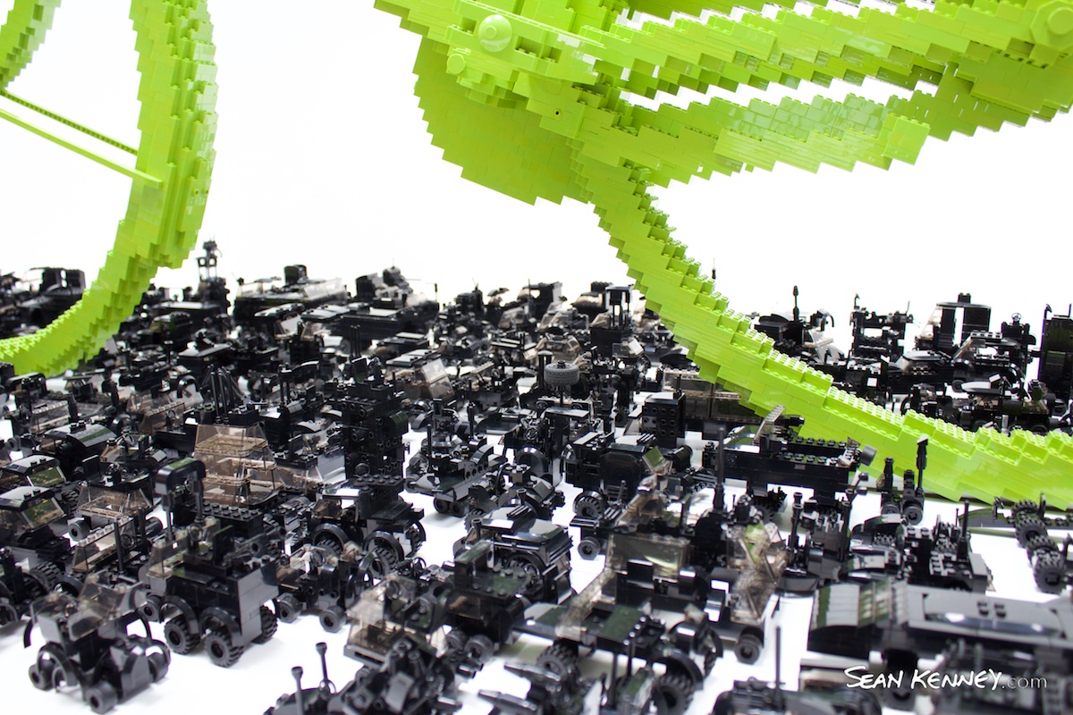 Sean Kenney's art with LEGO bricks - Bicycle Triumphs Traffic (2020)