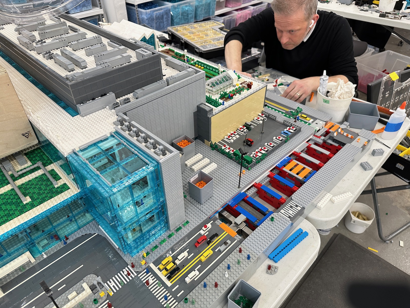 LEGO artist - Javits Center (annex)