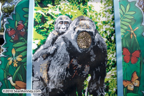 LEGO sculpture Sean Kenney western lowland gorilla mosaic mural face cutout philadephila philly zoo creatures of habitat