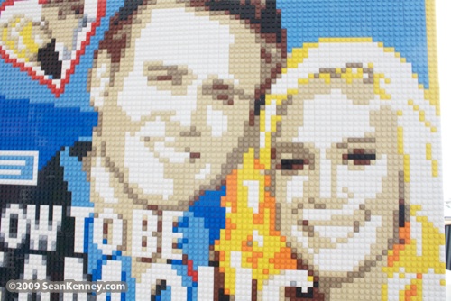 LEGO portrait of Spencer Pratt and Heidi Montag by Sean Kenney.  LEGO legos portrait portraits.